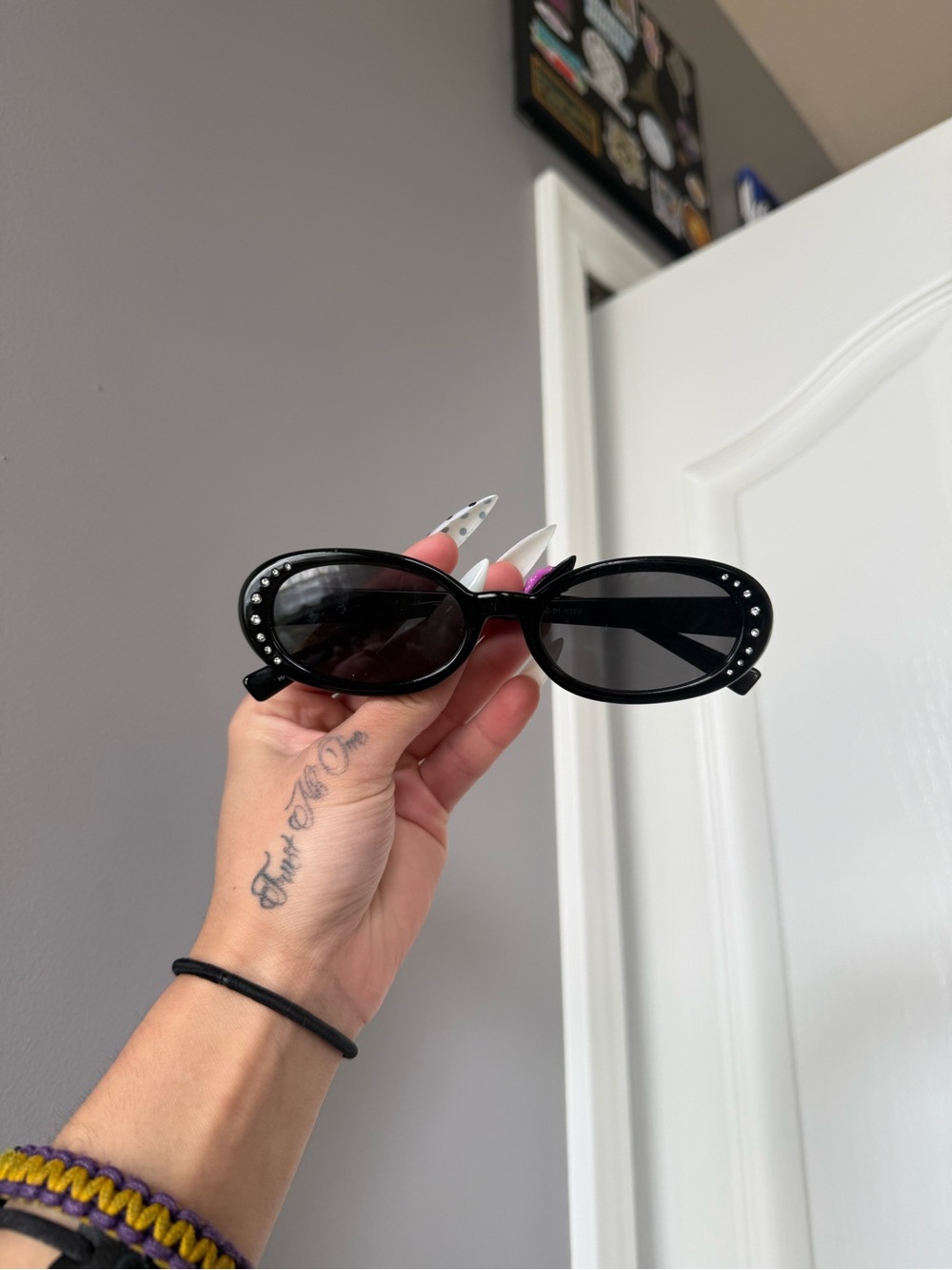 Black sunglasses women’s